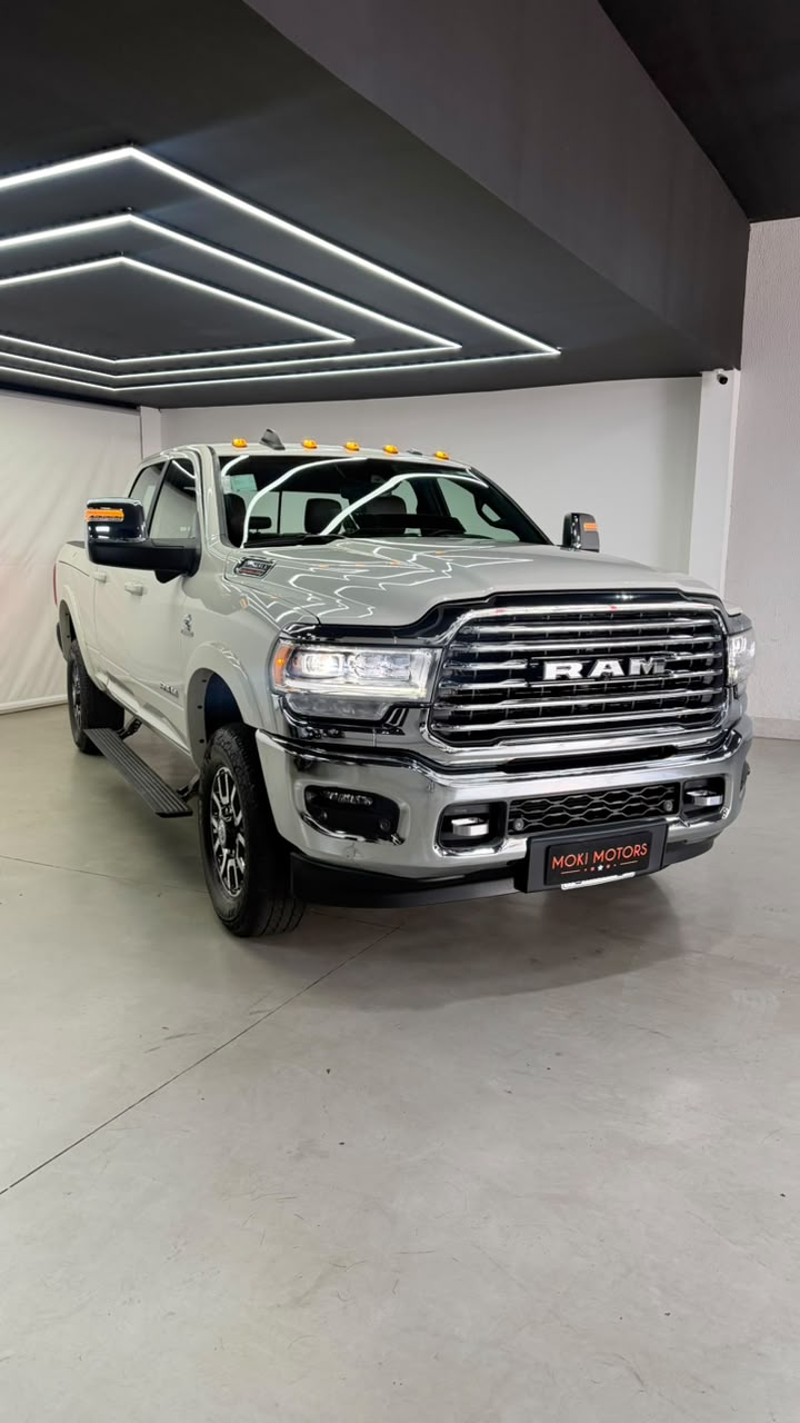 RAM 3500 Longhorn 6.7D 2023/2024 2024 seminovo à venda em Goiânia