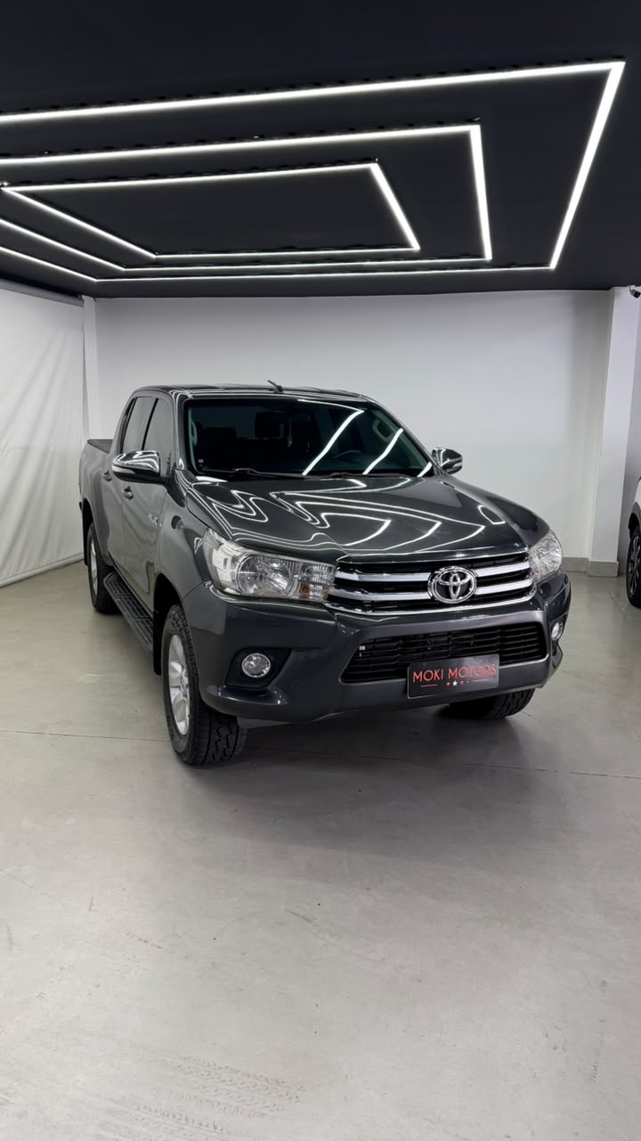TOYOTA TOYOTA HILUX CDSRVA4FD 2016 2016 seminovo à venda em Goiânia