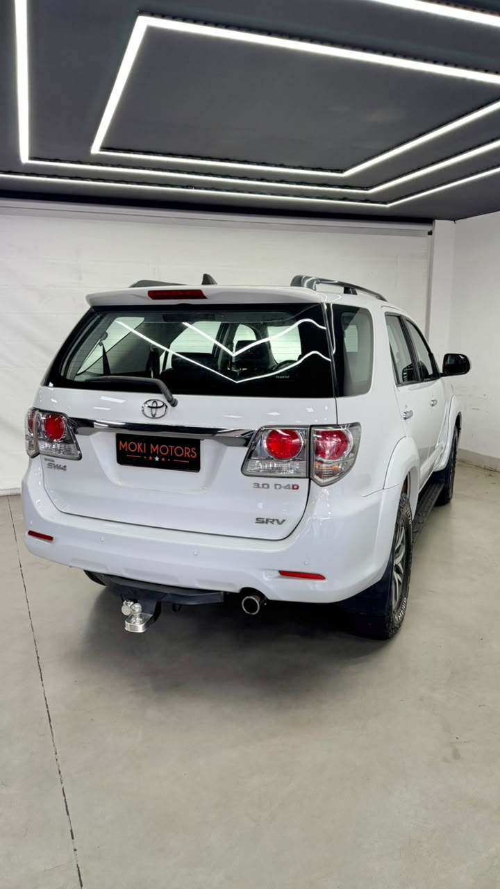 Toyota SW4 Srv - foto 8