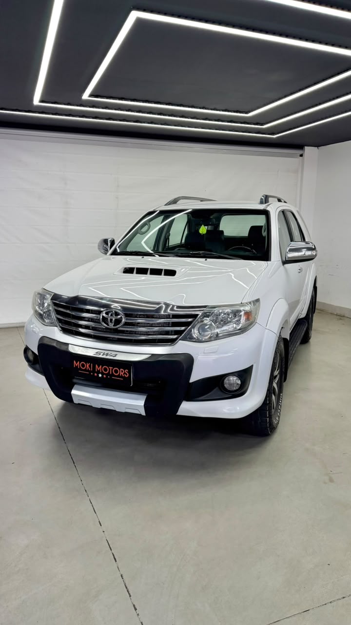 Toyota SW4 Srv - foto 3
